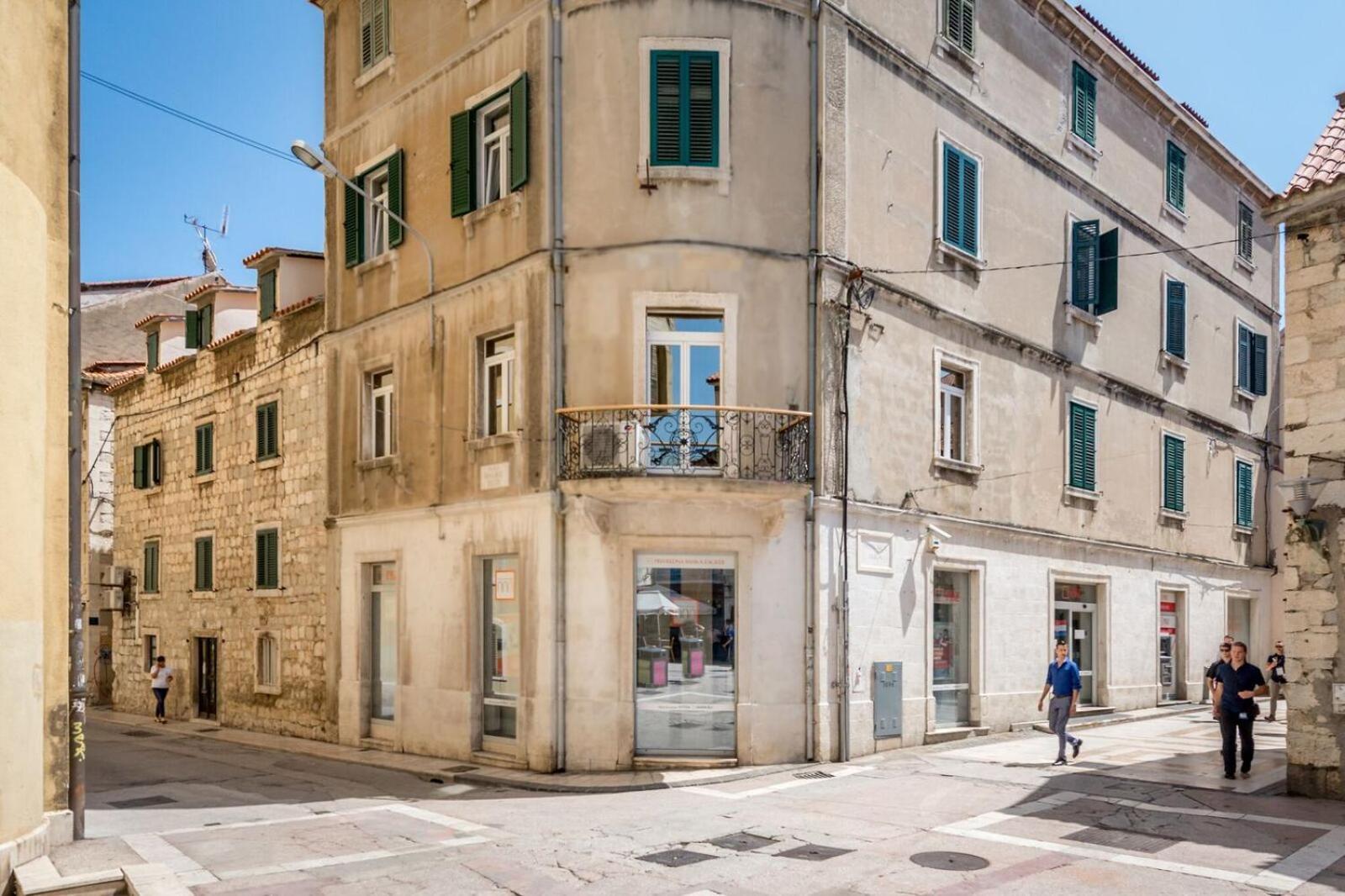 Royal Theatre Lejlighed Split